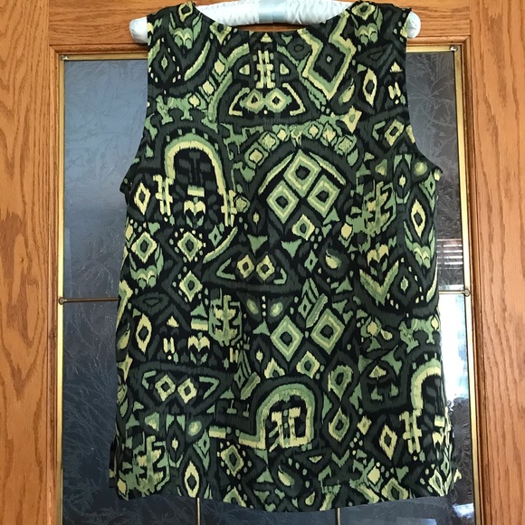 axcess Sleeveless Colorful Top ⭐️SALE 3/$20⭐️ - Picture 2 of 5